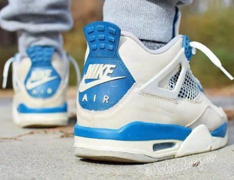 Air Jordan 4 Retro - Unisex - Military Blue